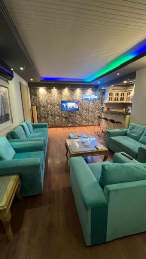 Luxury Family Apartment